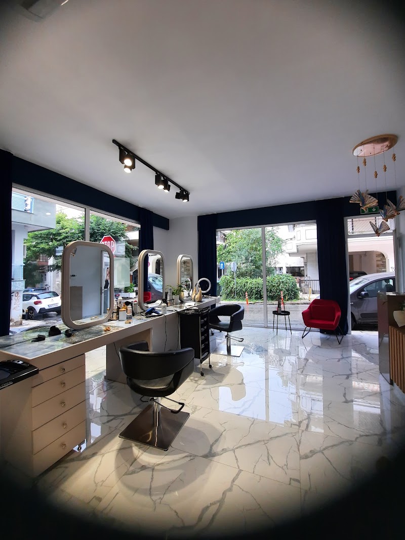 LUMIERE by Chris Tom Hair Artist