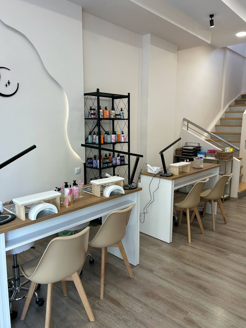 Selene Beauty Studio | Στούντιο Νυχιών Καλαμαριά