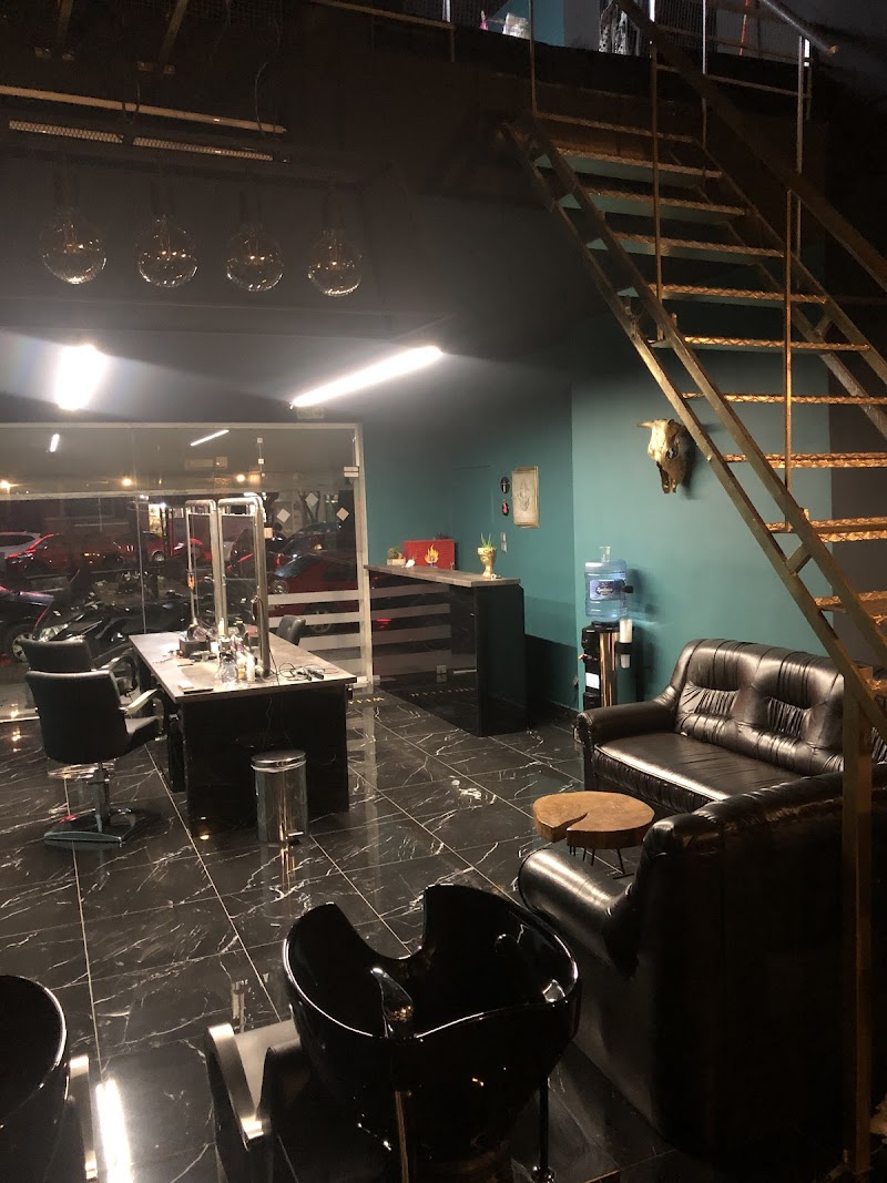 Hair House