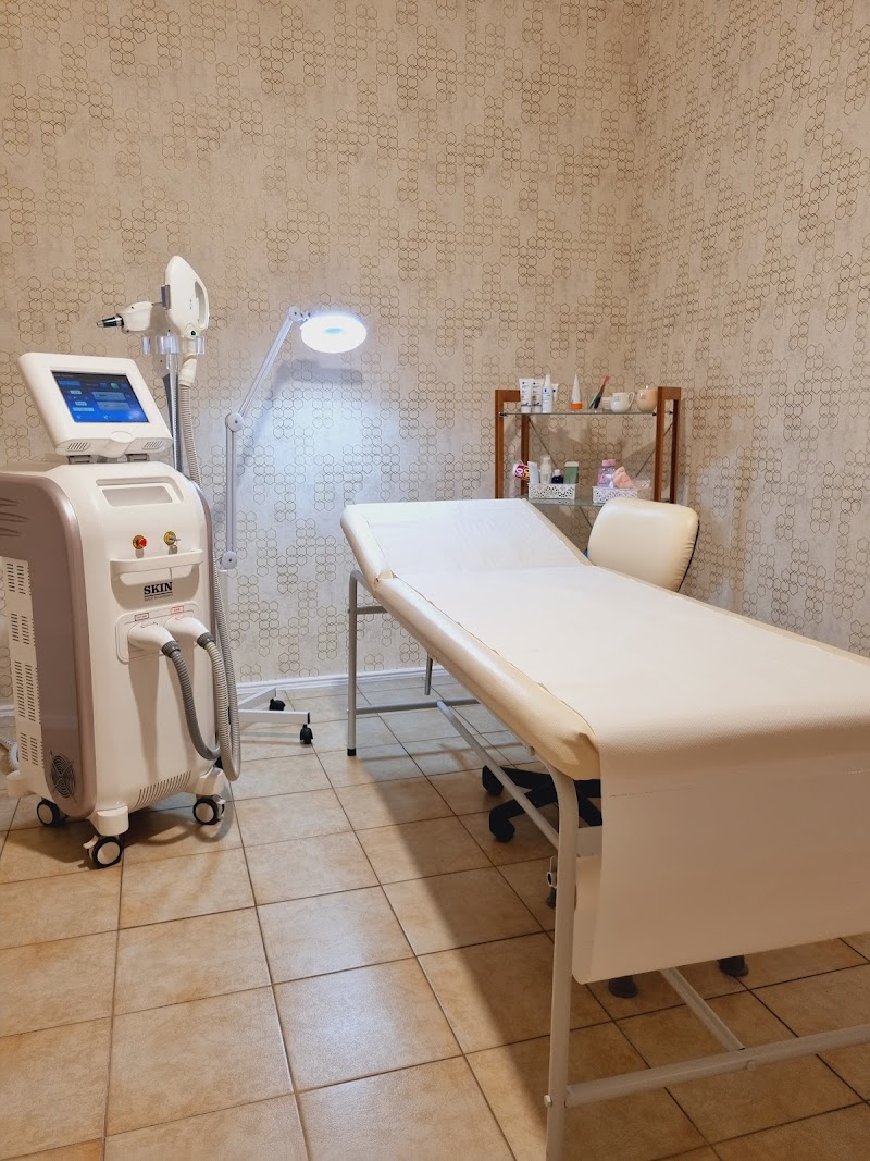 AC LASER MASSAGE & FACE CARE
