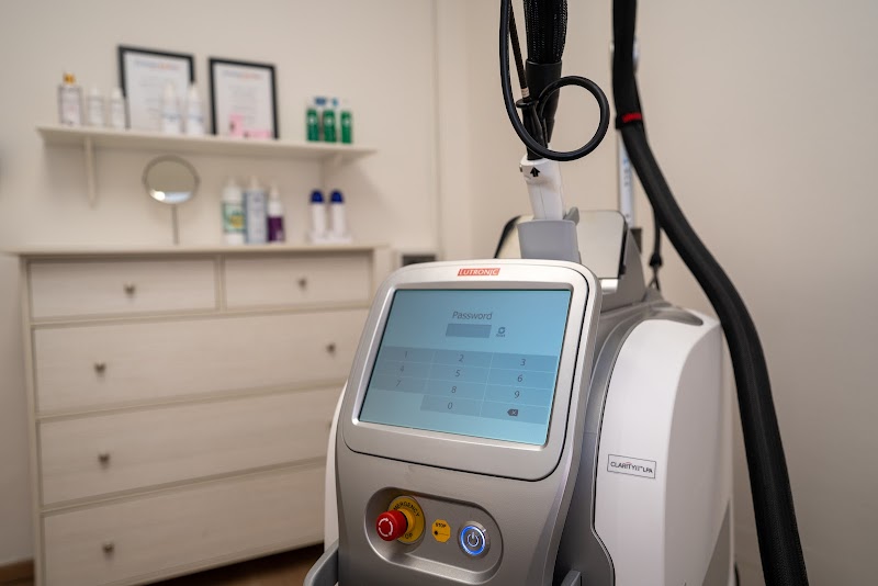 Nina's Laser Clinic