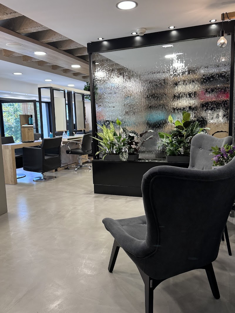 Kteis Hair Makedonia Palace
