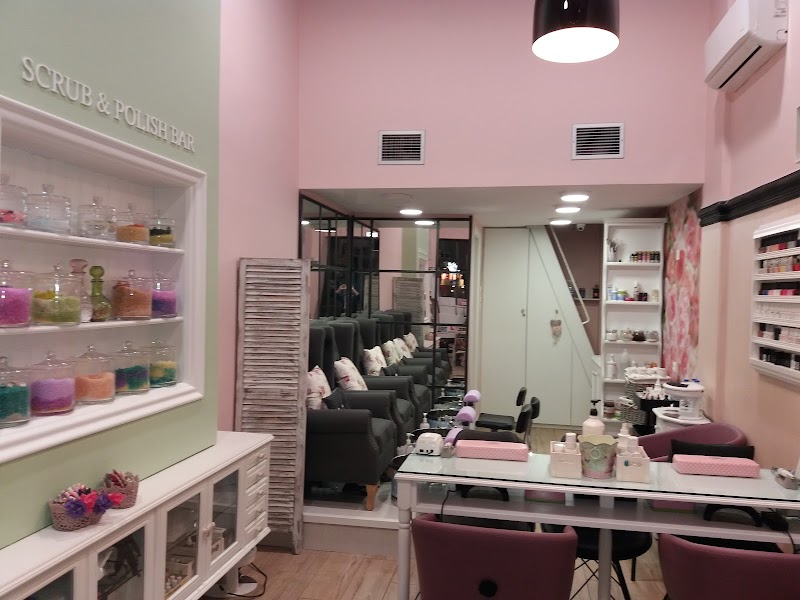 Nail Boutique Kalamaria