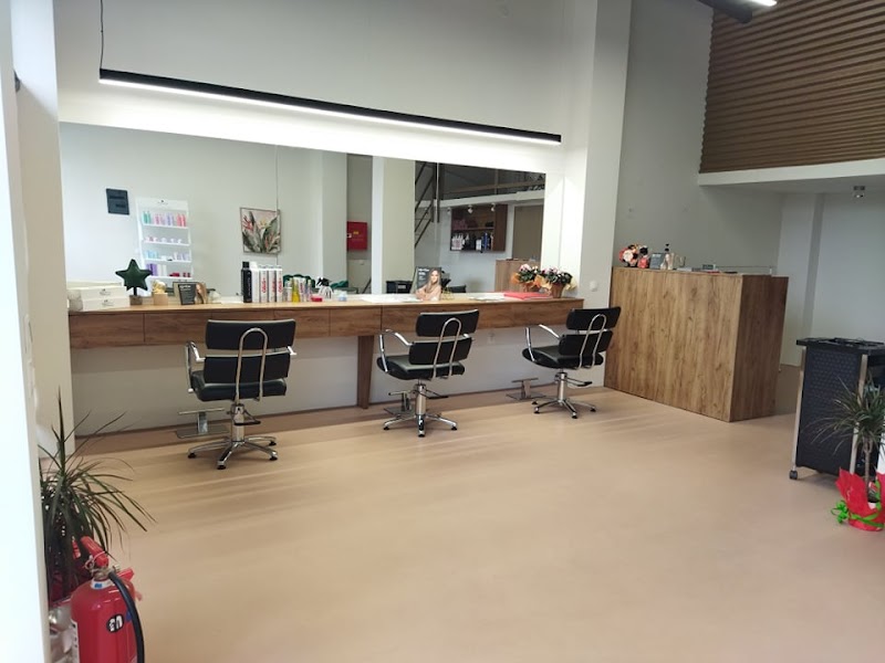 Κομμωτήριο Colour Salon Αμπελόκηποι