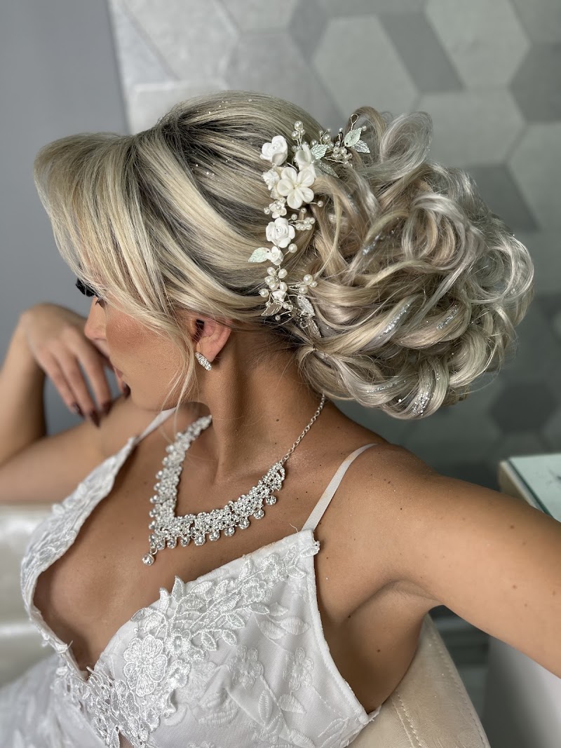 Anna Kallipolitou Hair Expert | Κομμωτήριο Νεάπολη Θεσσαλονίκη