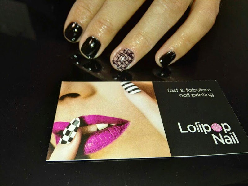 Lolipop Nail