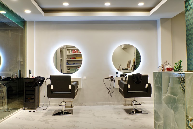 Pavone Hair Studio