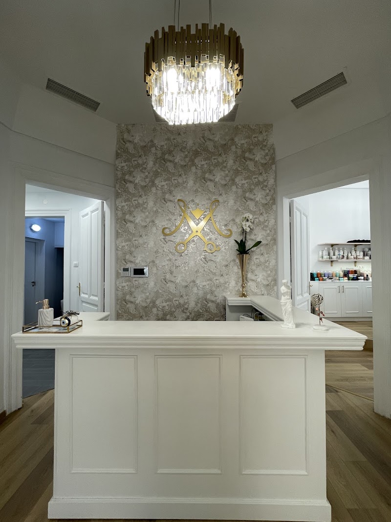 Merianou Salon