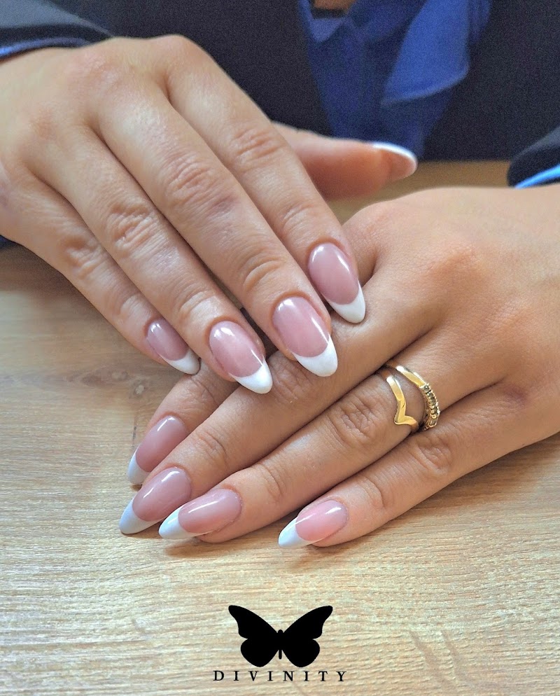 Divinity nail care
