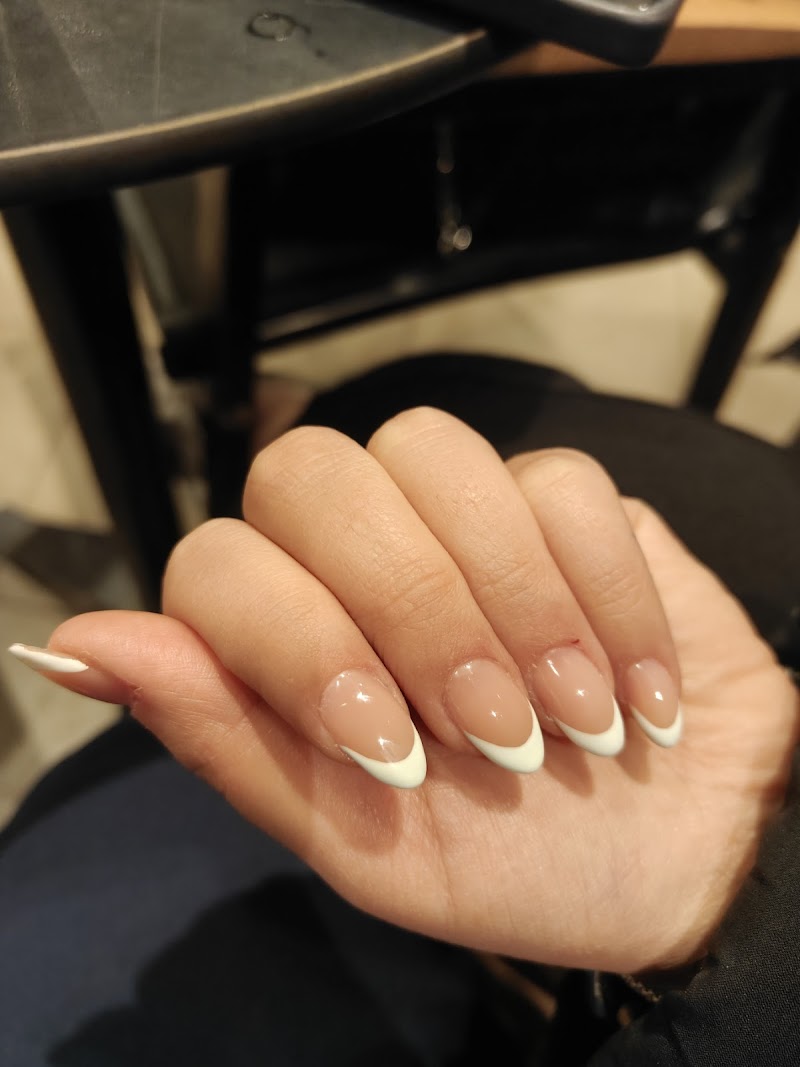 Nails Salon Helen Mitrousi