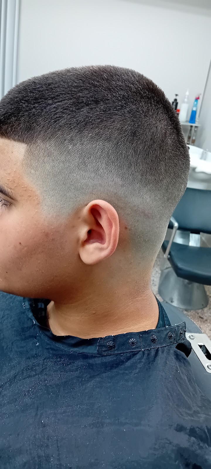 Barber Room 77