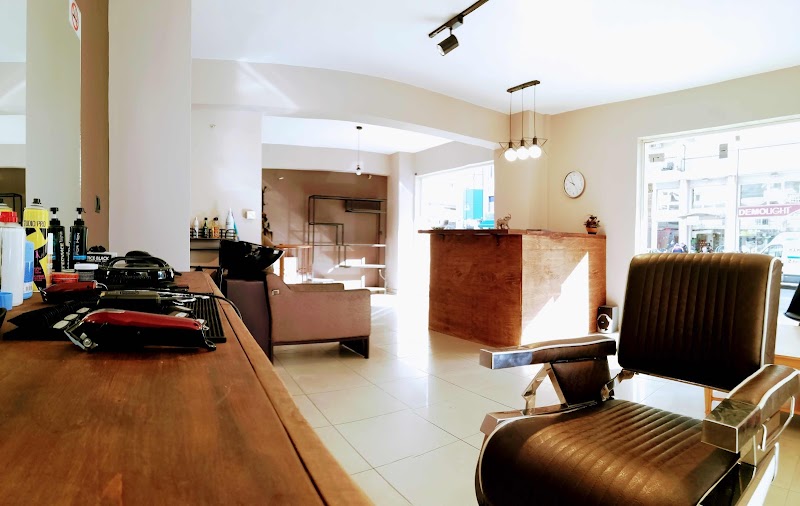 BARBER STUDIO 89