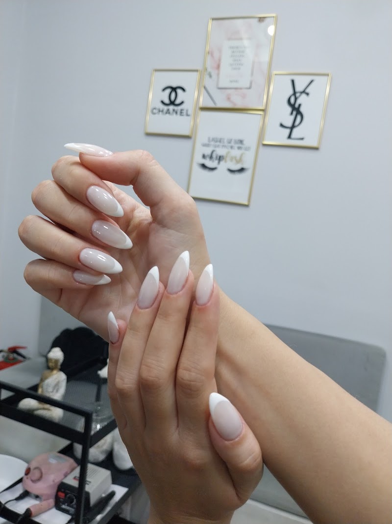 La Perla Nail Art