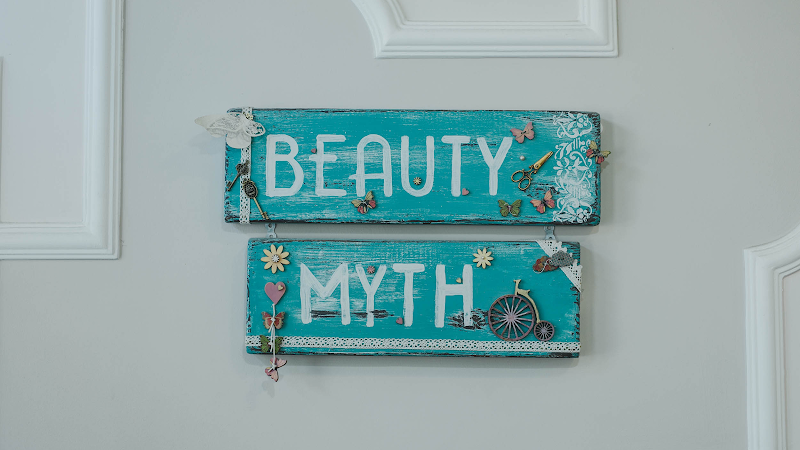Beauty Myth Σουλακάκη Δέσποινα ΚΟΜΜΩΤΗΡΙΟ ΘΕΣΣΑΛΟΝΙΚΗ