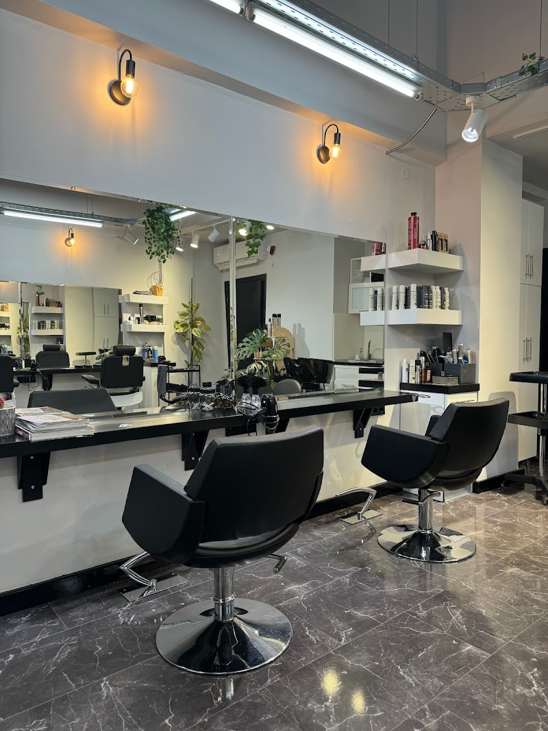SGOURIS Hair Grooming