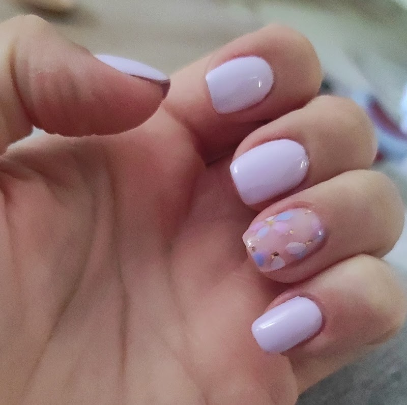 Mezzo Mezzo Nails Boutique