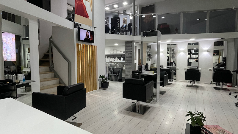Κομμωτήριο everline center 1