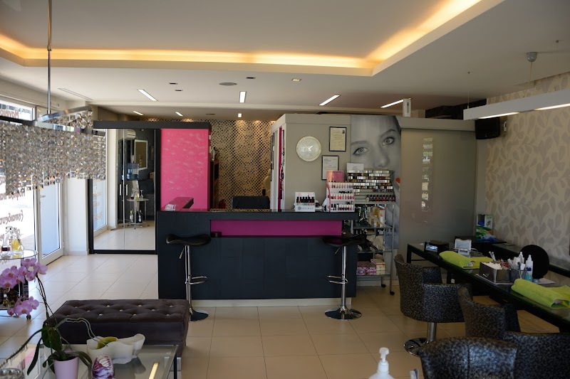 Rubini Nails Spa Therapy - Μανικιούρ, Πεντικιούρ, Μασάζ