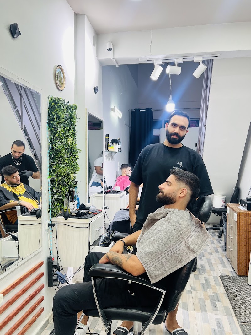 Salon Number One