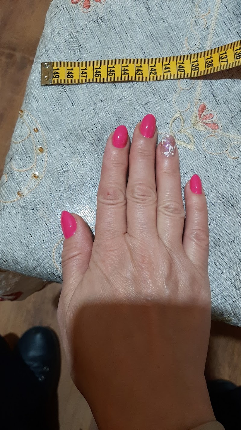 Alex & Helen Hair and beauty salon